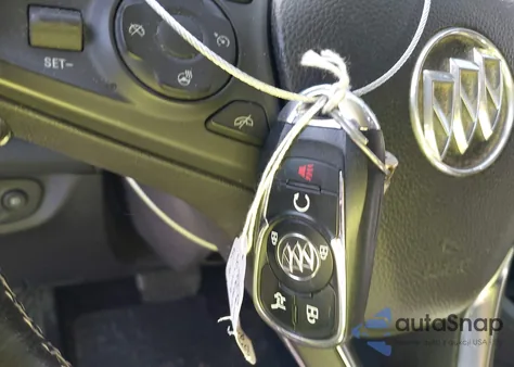 2018 Buick Regal Tourx Essence from USA, damaged, VIN W04GV8SX3J1135018